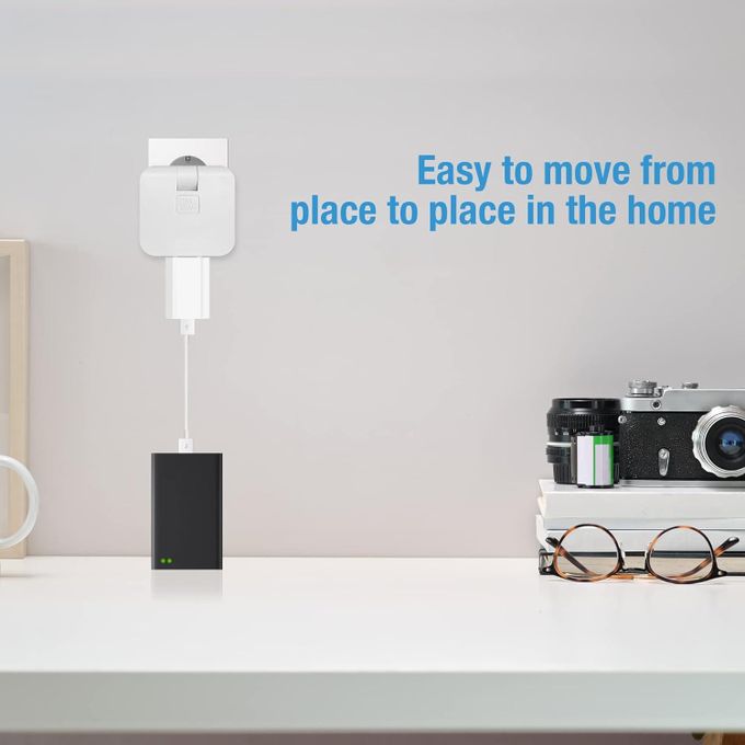 White 7AGAT 180-degree swivel socket converter, compact power adapter for home, office, and travel use.