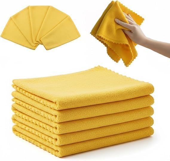 7agat Shopping - Yellow reusable microfiber cleaning cloths featuring a soft textured fabric, folded design, and practical multipurpose cleaning use.