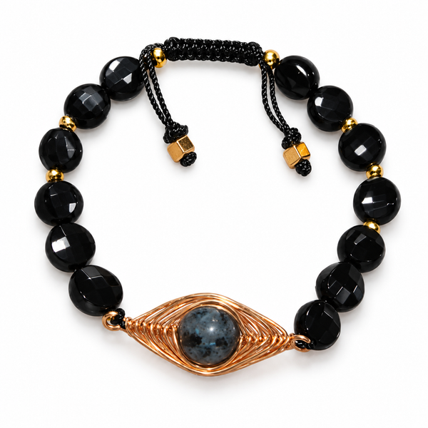 7agat faceted Onyx bracelet with crafted copper and dark Agate centerpiece.