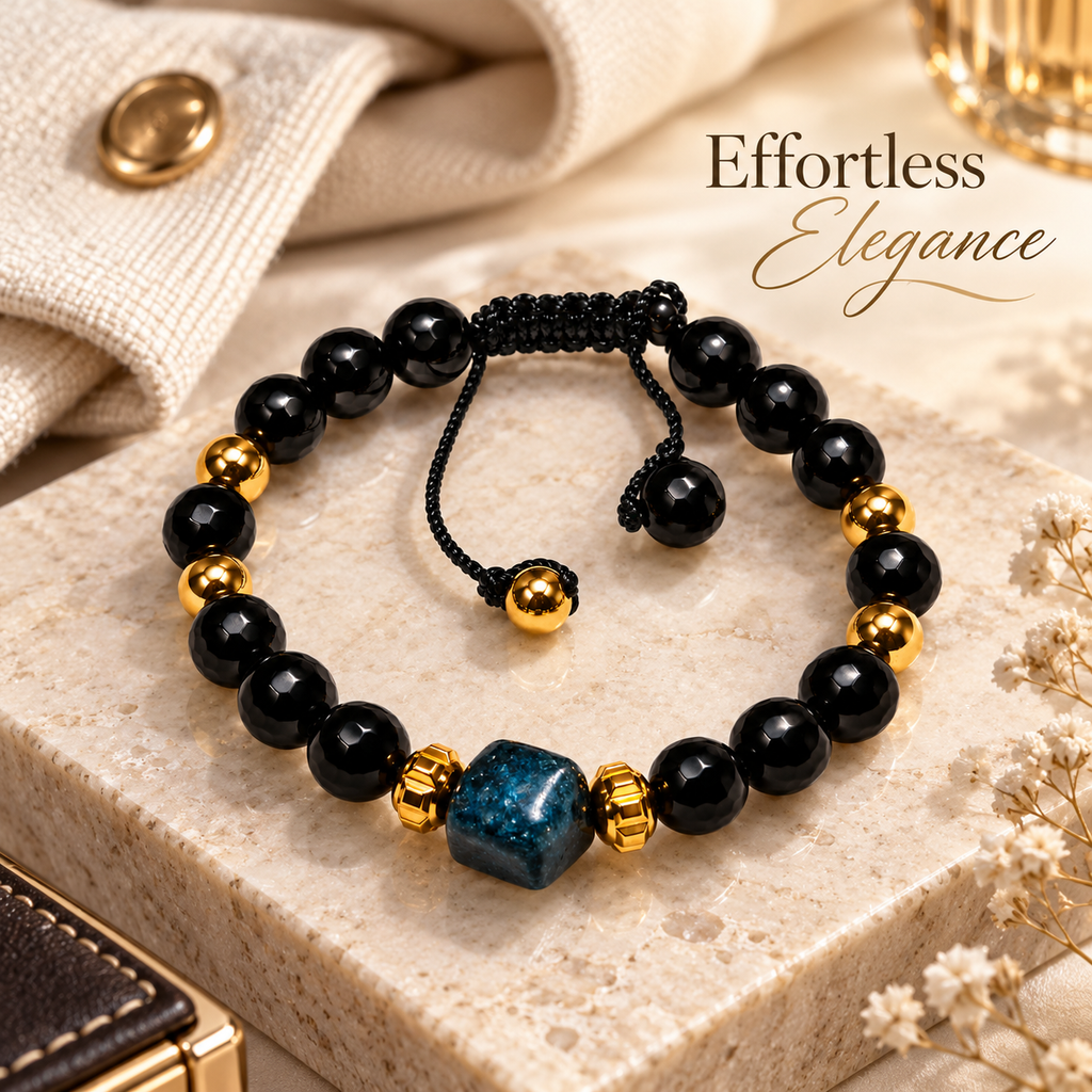 7agat Onyx and Agate bracelet with gold-tone Hematite.